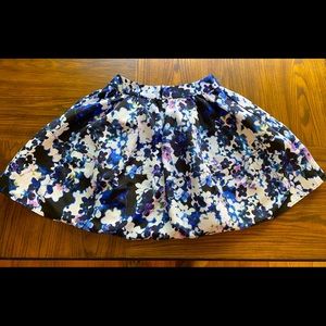 Express skirt size 6 floral blue